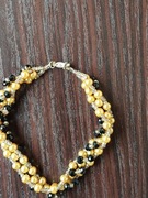 bransoletka hand made złota z czarnymi drobinkami i kryształkami