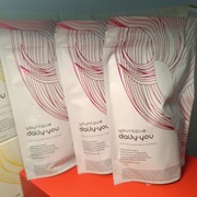 Promocja 3 w cenie 2. Żelki biotynowe od Younique 