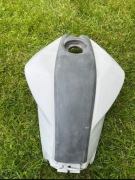 Sprzedam owiewkę baku paliwa do Yamaha YZF 125R (2008–2013)