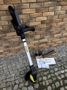 Wycinak do chwastów KARCHER WRE 18-55 18 V z baterią w zestawie