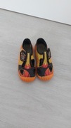 Buty sportowe trampki  kapcie  rzepy r. 24