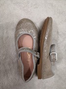 Beżowe srebrne eleganckie buty baleriny Unisa 29