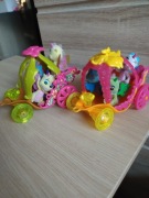 Safiras smoki figurki i karoce 