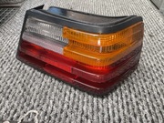 Prawa lampa tył mercedes w124 sedan