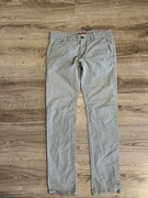 Eleganckie spodnie męskie Guess