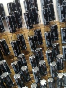 Kondensator 1uF 50V Nichicon roz.5 x 11mm  10szt