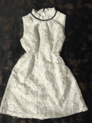 Sukienka dziewczęca koronkowa z podszewką Reporter Young