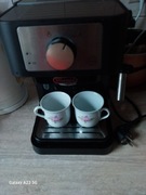 Expres do kawy z kupkami