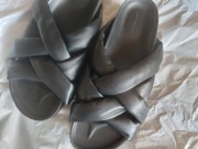 Czarne klapki Gino Rossi 37 nowe skóra naturalna