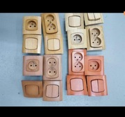Włącznik Gniazdko elektryczne drewno , kontakty 