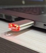 Pendrive 2.0 o pojemności 4GB