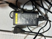 ORGINALNY ZASILACZ FUJITSU CP045013-01 19v