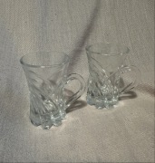 Dwie szklaneczki do tureckiej herbaty