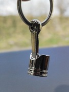 Brelok do kluczy Tłok samochodowy