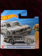 Autko samochodzik Hot Wheels Volvo 240 Drift Wagon CASE N