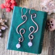 Miedziane kolczyki z ametystemi