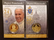 Pozłacany medal pamiątkowy z Papieżem Franciszkiem