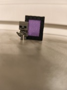 Figurka NETHERPORTAL SKELETON Minecraft Kinder Joy VC315