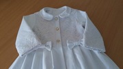 Biały płaszczyk dla dziewczynki 