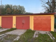 Garaż murowany po remoncie zewnętrznym 5,87m x 2,9