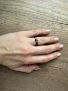 Pierścionek z koralików szklanych