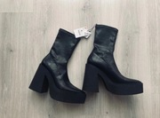 Bershka skórzane botki na traperowej podeszwie 