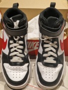 Nike Court Borough Mid2 roz.39