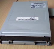 Stacja dyskietek 3.5" Samsung SFD-321J z taśmą 100% ok