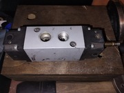 Zawór sterowany pneumatycznie