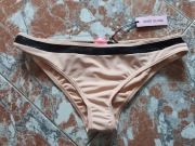 Nowe z metką majtki kąpielowe River Island rozmiar 40/L