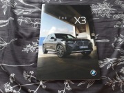 2023 BMW X3 / X3 M Competition Prospekt ANGIELSKI 52 strony 2 2022
