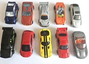 10 resoraków MATTEL, skala 1:64, auta sportowe