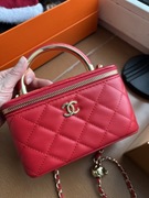 torebka czerwona założona 1 raz