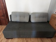 Kanapa rozkładana z pojemnikiem na pościel