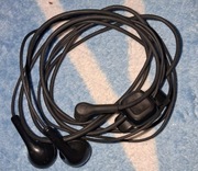 Słuchawki NOKIA z Małym wejsciem.