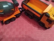 Ciężarówka i betoniarka 