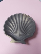 Muszelka, podstawka na biżuterię - gips polimerowy