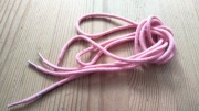 Sznurowadła okrągłe średnie długości 90 cm kolor różowy