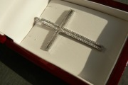 KRZYŻ złoto 750 gold 18K brylanty diamenty 0.70CT