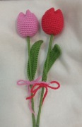 Tulipany wykonane na szydełku 