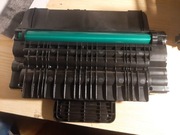 Samsung ML 2850D. Toner prawie nowy pełny. Użyty do sprawdzenia drukarki.