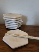 Zestaw 8 sztuk podkładek marmurowych pod kubki, sześciokątne, jasny marmur