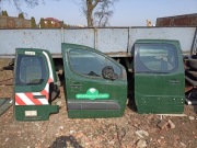 Berlingo partner drzwi prawe 08-15