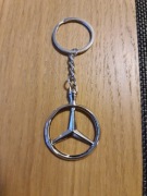 Breloczek Mercedes-Benz Oryginalny Nowy Srebrny Napis Kluczyk