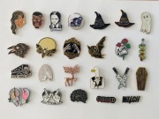 Przypinka metalowa Wpinka pin Wednesday czaszka gothic broszka sailor moon