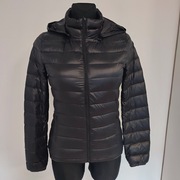 United Colors of Benetton damska kurtka puchowa 34