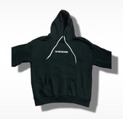 czarna bluza z kapturem i nadrukiem