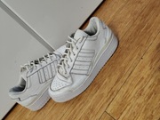 Sprzedam buty, firma Adidas, rozmiar 42, wkładka 27cm. 