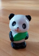 Figurka panda z liściem eukaliptusa