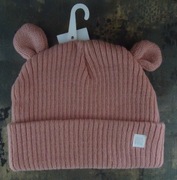 Nowa czapka dla dziewczynki w wieku 0-3 miesięcy.